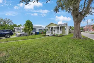 1160 36th Ave N, Saint Petersburg, FL 33704 - Photo 2