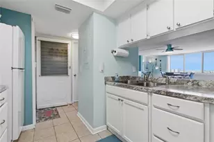 2621 Cove Cay Dr, Clearwater, FL 33760 - Photo 20