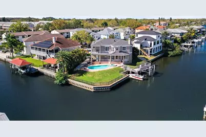 207 Manatee Lane, Tarpon Springs, FL 34689 - Photo 6