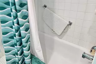 10035 63rd Ave N, Saint Petersburg, FL 33708 - Photo 18