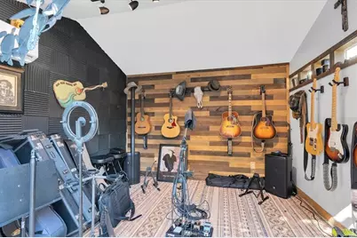 137 Pennsylvania Avenue, Palm Harbor, FL 34683 - Photo 36