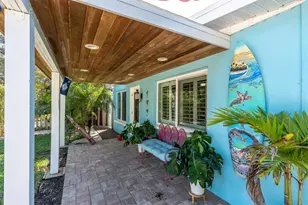 137 Pennsylvania Ave, Palm Harbor, FL 34683 - Photo 4