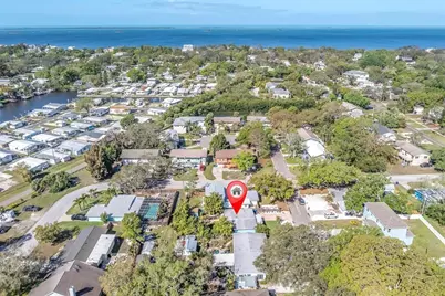 137 Pennsylvania Avenue, Palm Harbor, FL 34683 - Photo 2