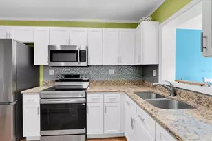 137 Pennsylvania Ave, Palm Harbor, FL 34683 - Photo 12