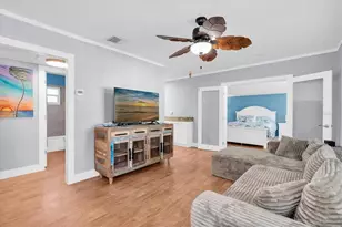 137 Pennsylvania Ave, Palm Harbor, FL 34683 - Photo 6