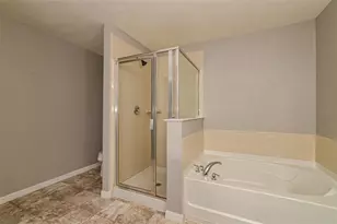 6377 Domenico Ct, Groveland, FL 34736 - Photo 14