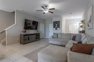 14206 Easy Goer St, Ruskin, FL 33573 - Photo 4