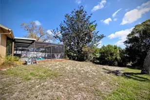 8026 Victoria Way, Weeki Wachee, FL 34613 - Photo 16