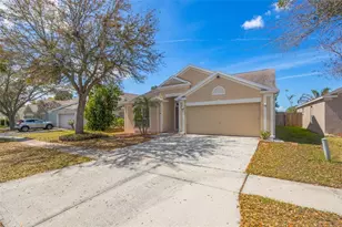 12526 Dawn Vista Dr, Riverview, FL 33578 - Photo 2