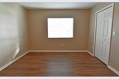 4077 Dolphin Drive, Tampa, FL 33617 - Photo 30