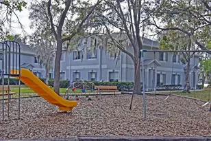 4077 Dolphin Dr, Tampa, FL 33617 - Photo 6