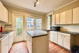 557 6th Ave N, Saint Petersburg, FL 33701 - Photo 8