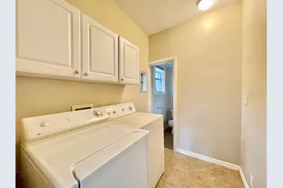 557 6th Avenue N, Saint Petersburg, FL 33701 - Photo 24