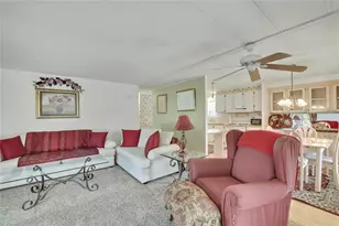 4809 Empress Ln, Holiday, FL 34690 - Photo 6