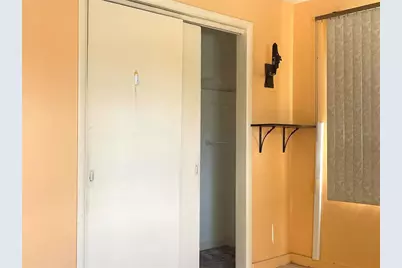 4103 E Hanna Avenue, Tampa, FL 33610 - Photo 8