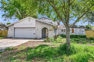 6734 Twelve Oaks Blvd, Tampa, FL 33634 - Photo 2