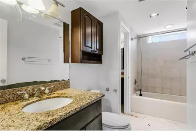 6734 Twelve Oaks Boulevard, Tampa, FL 33634 - Photo 28