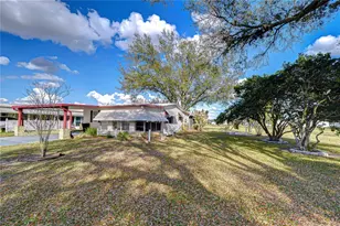 5438 Antigua Dr, Zephyrhills, FL 33541 - Photo 6