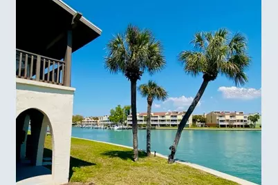 534 Plaza Seville Court #64, Treasure Island, FL 33706 - Photo 4