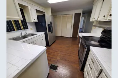 39149 Flora Avenue, Zephyrhills, FL 33542 - Photo 10