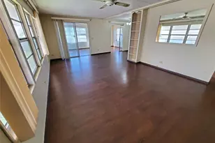 39149 Flora Ave, Zephyrhills, FL 33542 - Photo 6