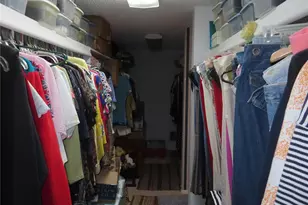 225 Country Club Dr, Largo, FL 33771 - Photo 18