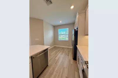 4776 Lagona Lane, Wesley Chapel, FL 33543 - Photo 8