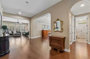 2601 Milford Berry Ln, Tampa, FL 33618 - Photo 6