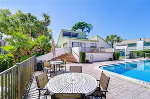 13402 Pinelake Way, Tampa, FL 33618 - Photo 38