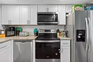 1146 King Arthur Ct, Dunedin, FL 34698 - Photo 12