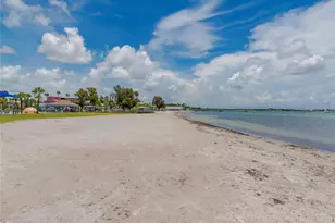 5117 Tangerine Ave S, Gulfport, FL 33707 - Photo 30