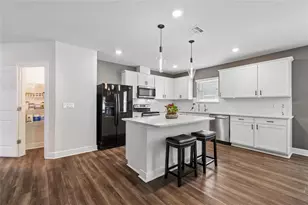 30155 Merilee Pl, Wesley Chapel, FL 33545 - Photo 12