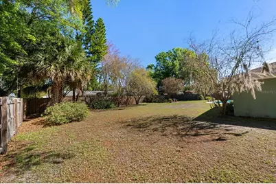 1221 Magdalene Grove Avenue, Tampa, FL 33613 - Photo 30