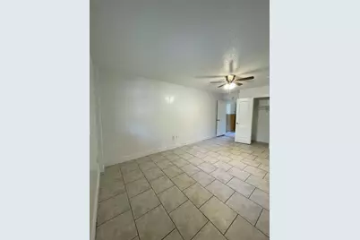 27644 Green Willow Run, Wesley Chapel, FL 33544 - Photo 10