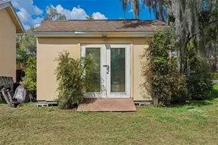 3025 Samara Dr, Tampa, FL 33618 - Photo 24