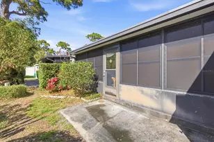 36 Windrush Bay Dr, Tarpon Springs, FL 34689 - Photo 32