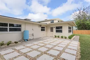 2347 Watrous Dr, Dunedin, FL 34698 - Photo 54