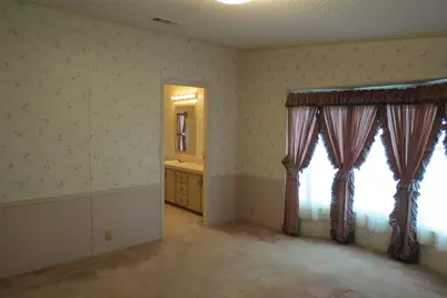 36603 Jodi Avenue, Zephyrhills, FL 33542 - Photo 14
