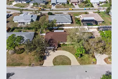 7918 Cypress Lake Drive, Sarasota, FL 34243 - Photo 30