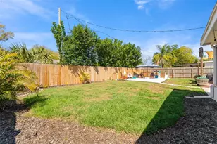 251 Davison Ave NE, Saint Petersburg, FL 33703 - Photo 40