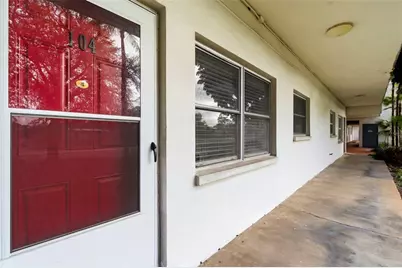 5155 9th Avenue N #104, Saint Petersburg, FL 33710 - Photo 2
