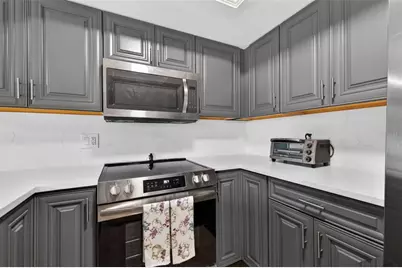 6490 Cape Hatteras Way NE #2, Saint Petersburg, FL 33702 - Photo 10