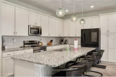 593 Ozona Village Drive, Palm Harbor, FL 34683 - Photo 8