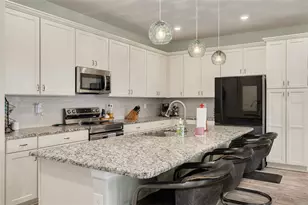 593 Ozona Village Dr, Palm Harbor, FL 34683 - Photo 8