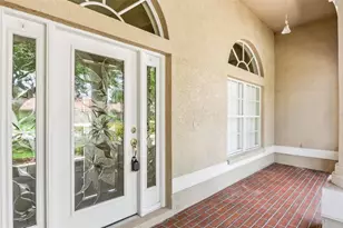 10222 Arbor Side Dr, Tampa, FL 33647 - Photo 8