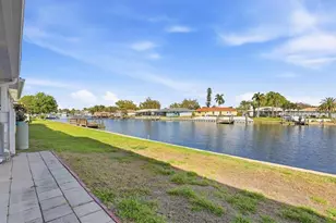 6537 Cape Hatteras Way NE, Saint Petersburg, FL 33702 - Photo 52