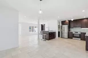 6537 Cape Hatteras Way NE, Saint Petersburg, FL 33702 - Photo 28