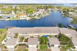 6537 Cape Hatteras Way NE, Saint Petersburg, FL 33702 - Photo 4