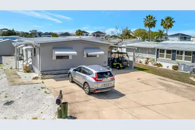 110 E Saint Lucia Loop, Apollo Beach, FL 33572 - Photo 2