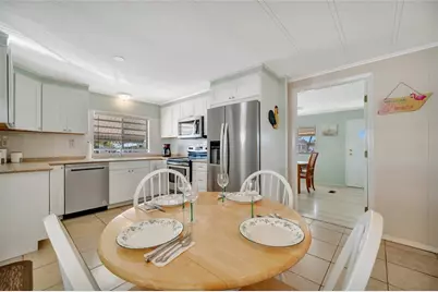 110 E Saint Lucia Loop, Apollo Beach, FL 33572 - Photo 10
